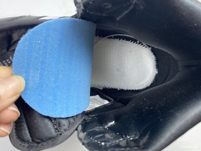CD0461-001 SILVER WMNS OG JORDAN TOE HIGH 1 AIR 0614